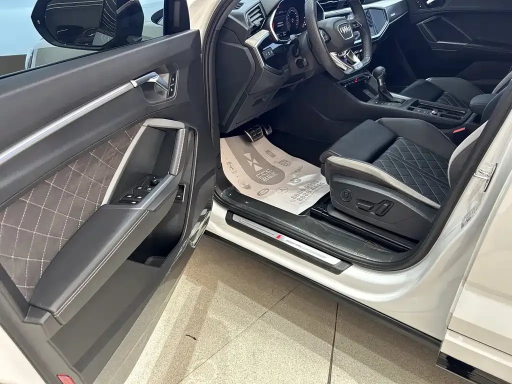 Audi Q3 Sportback 2024 из CN, фото 5