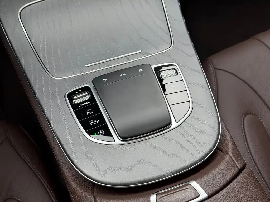 Mercedes-Benz CLS — фото 2