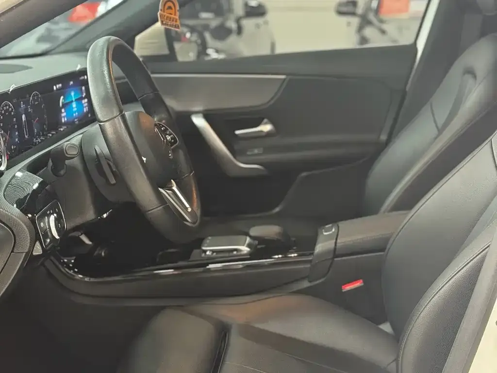 Mercedes-Benz A-Class 2021 из CN, фото 5