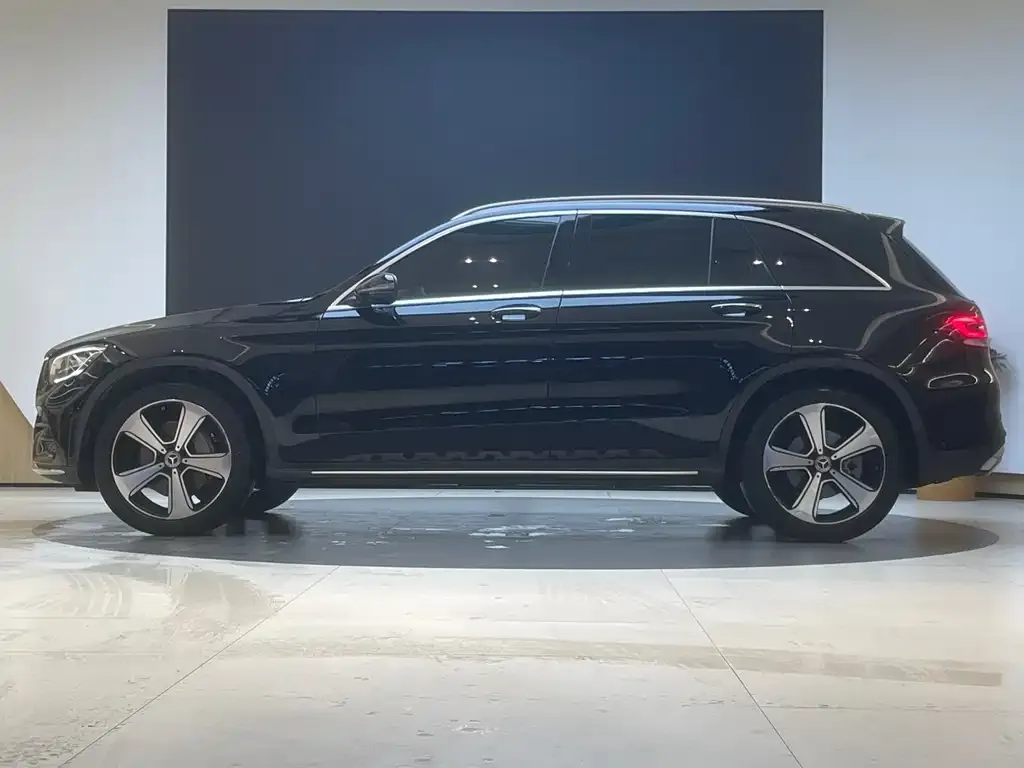 Mercedes-Benz GLC — фото 3