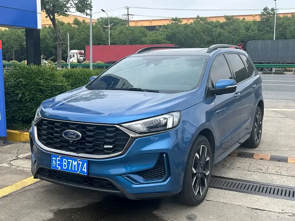 Ford Edge — фото 5