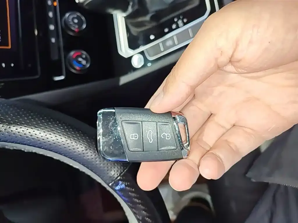Volkswagen Magotan 2021 из CN, фото 3