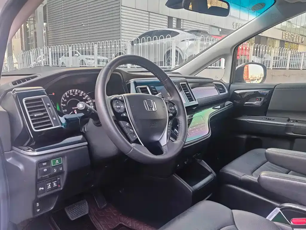 Honda Elysion 2021 из CN, фото 10