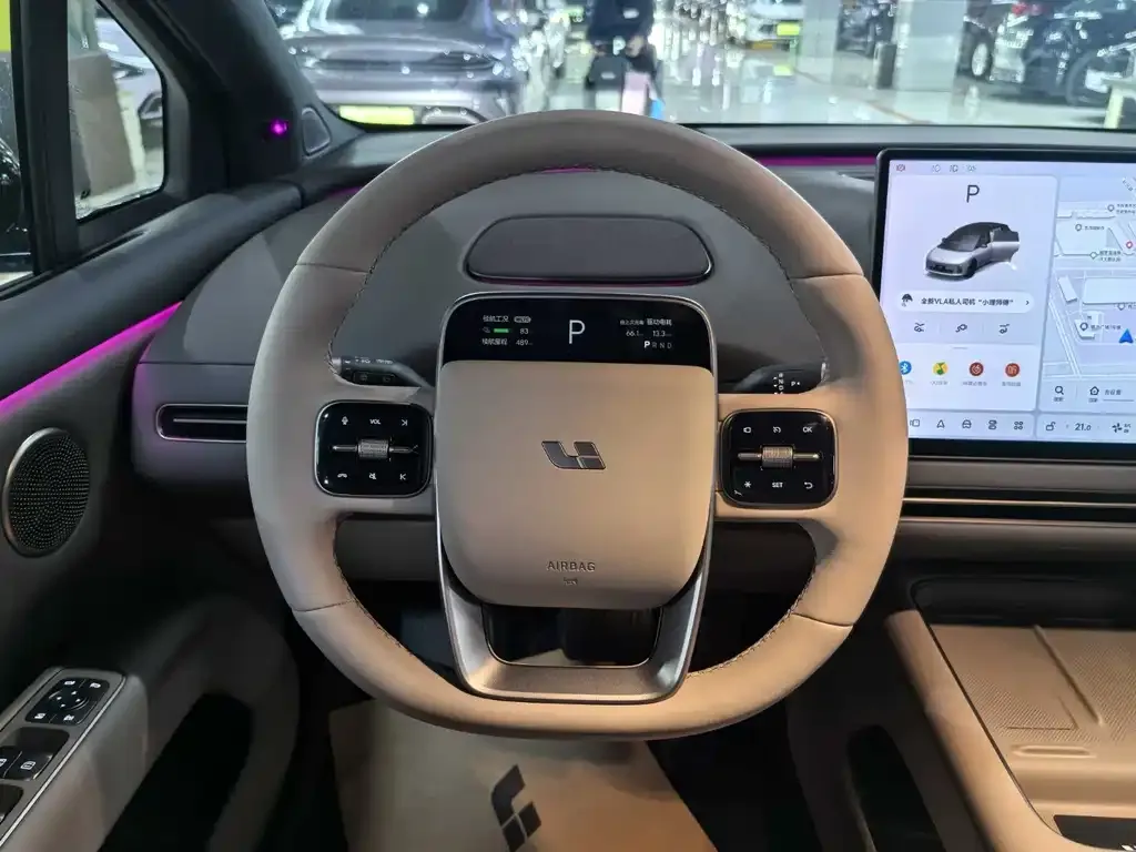 Li Auto i6 — фото 3