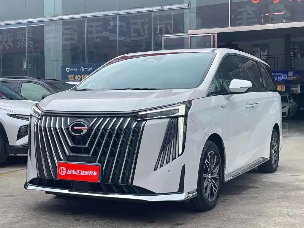 GAC Motor Trumpchi M8 — фото 1