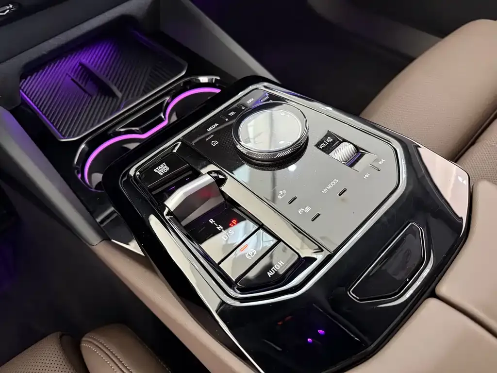 BMW 5 Series (Import) — фото 9