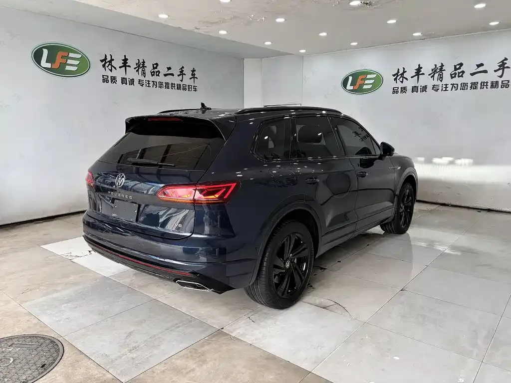 Volkswagen Touareg 2024 из CN, фото 9