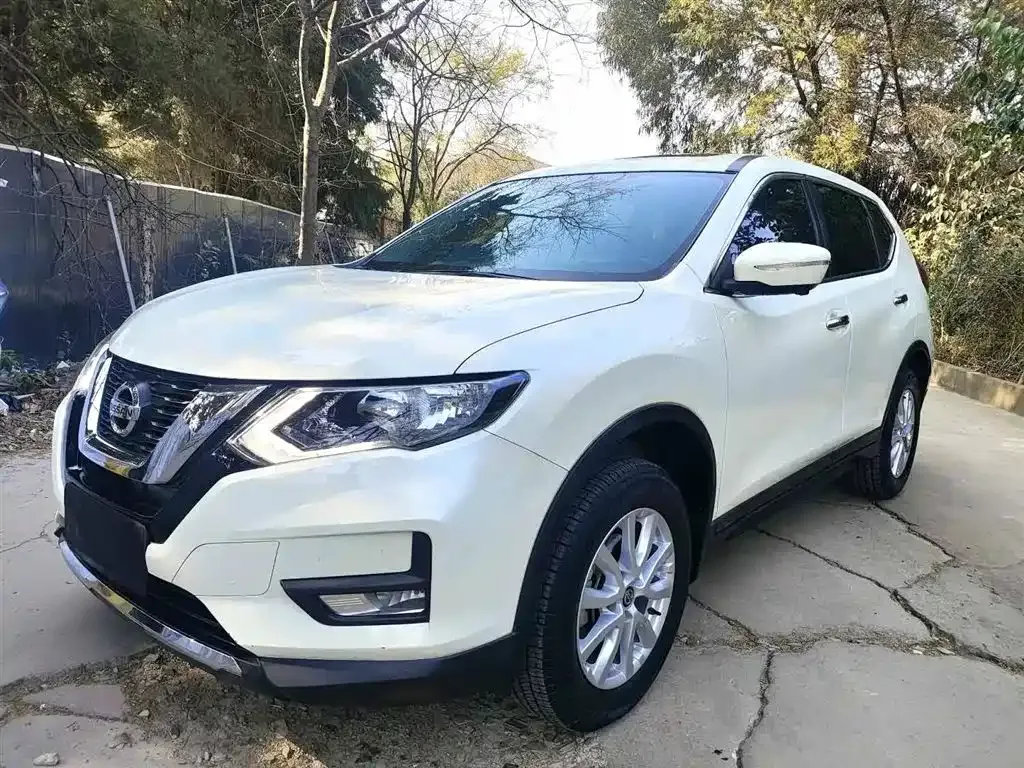 Nissan X-Trail — фото 9
