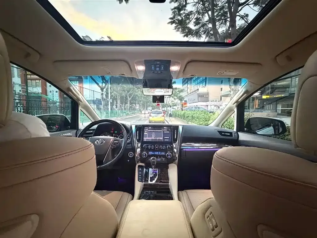Toyota Alphard 2021 из CN, фото 6
