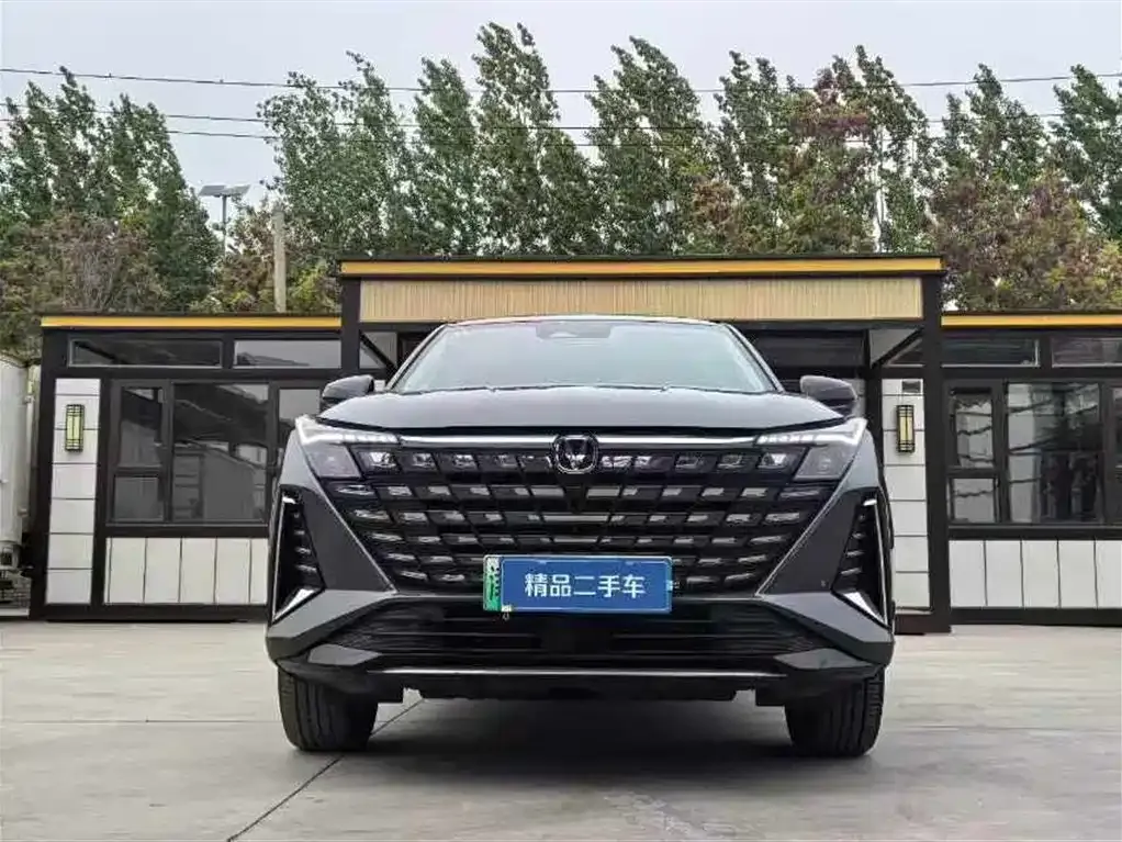Changan UNI-Z New Energy 2024 из CN, фото 2