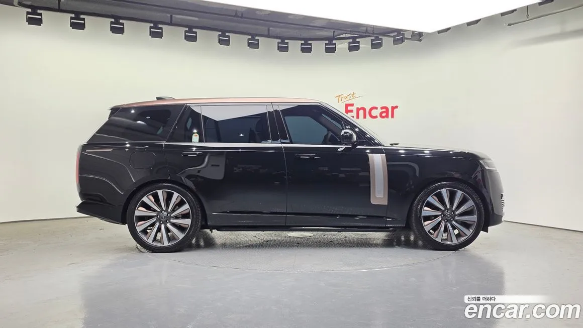 Land Rover Range Rover 2025 из KR, фото 2