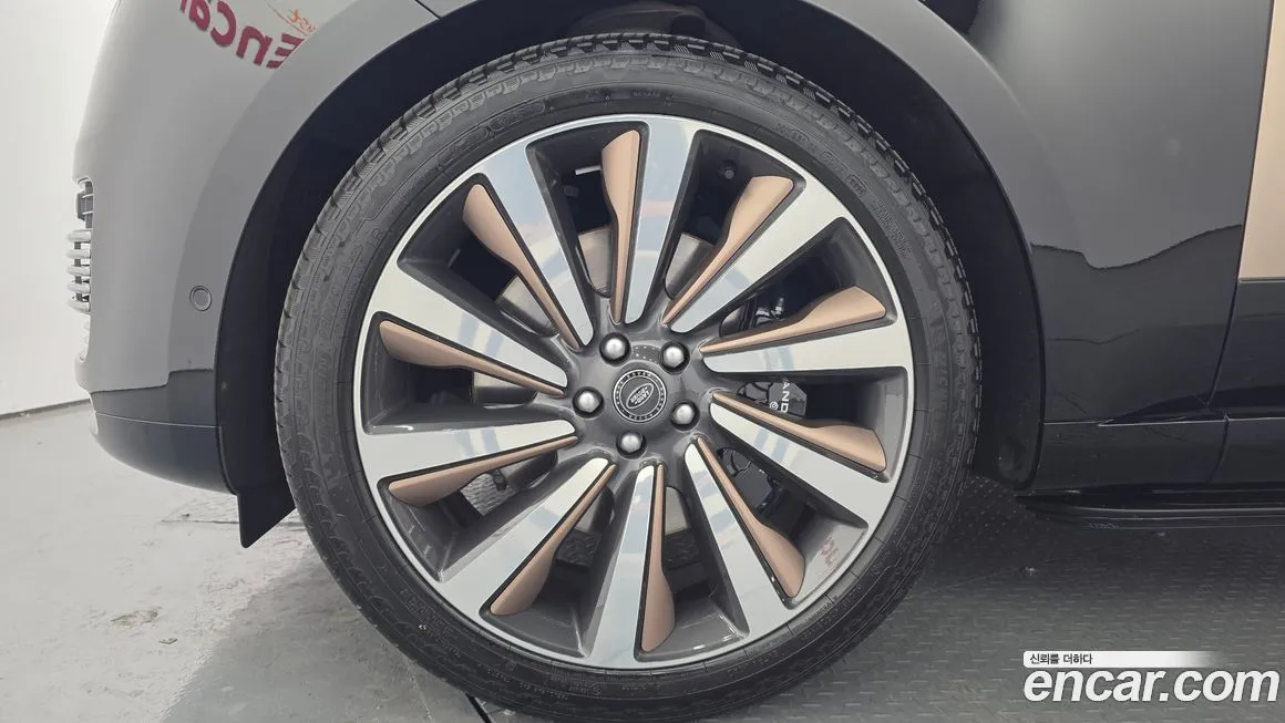 Land Rover Range Rover 2025 из KR, фото 10