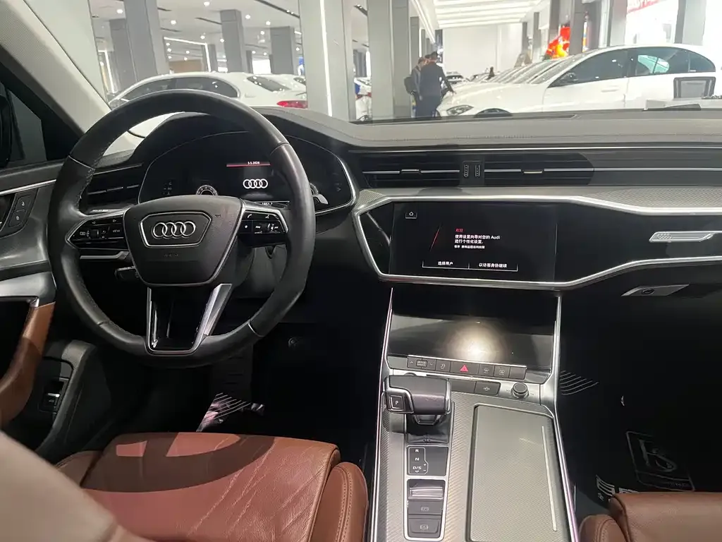 Audi A6L 2021 из CN, фото 6