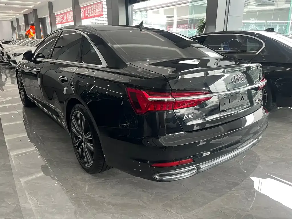Audi A6L 2021 из CN, фото 5