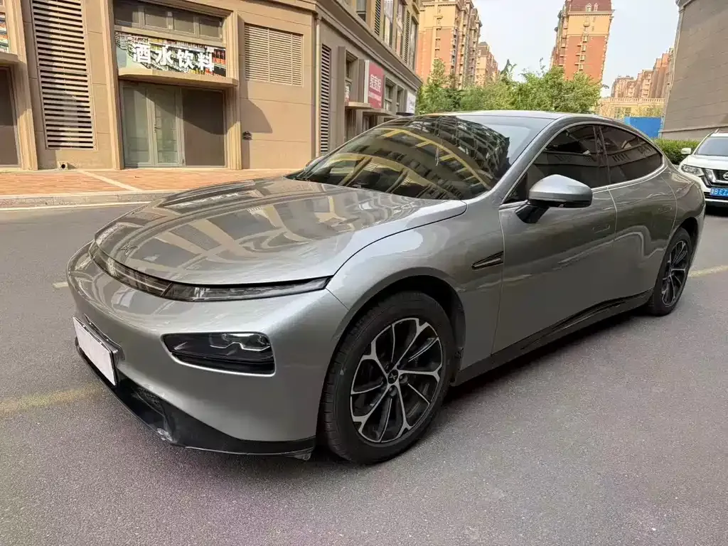 XPeng P7