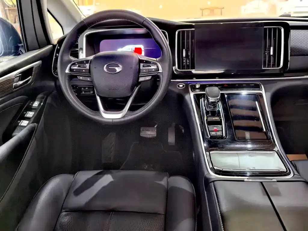 GAC Motor Trumpchi M8 — фото 3