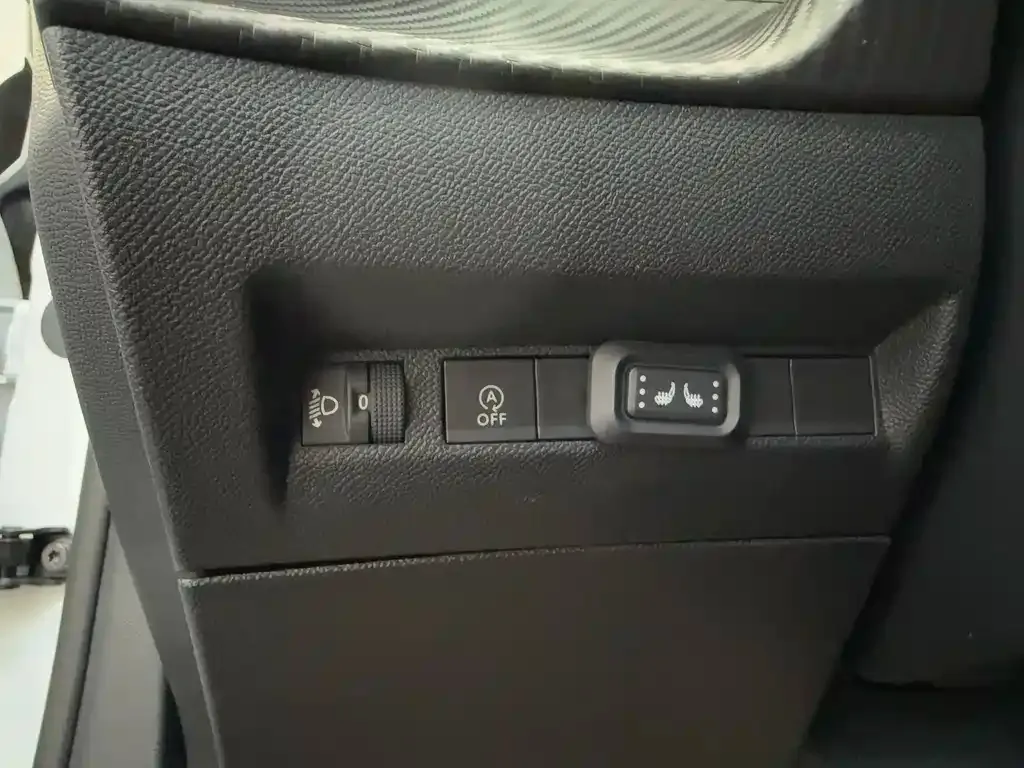 Peugeot 2008 — фото 10