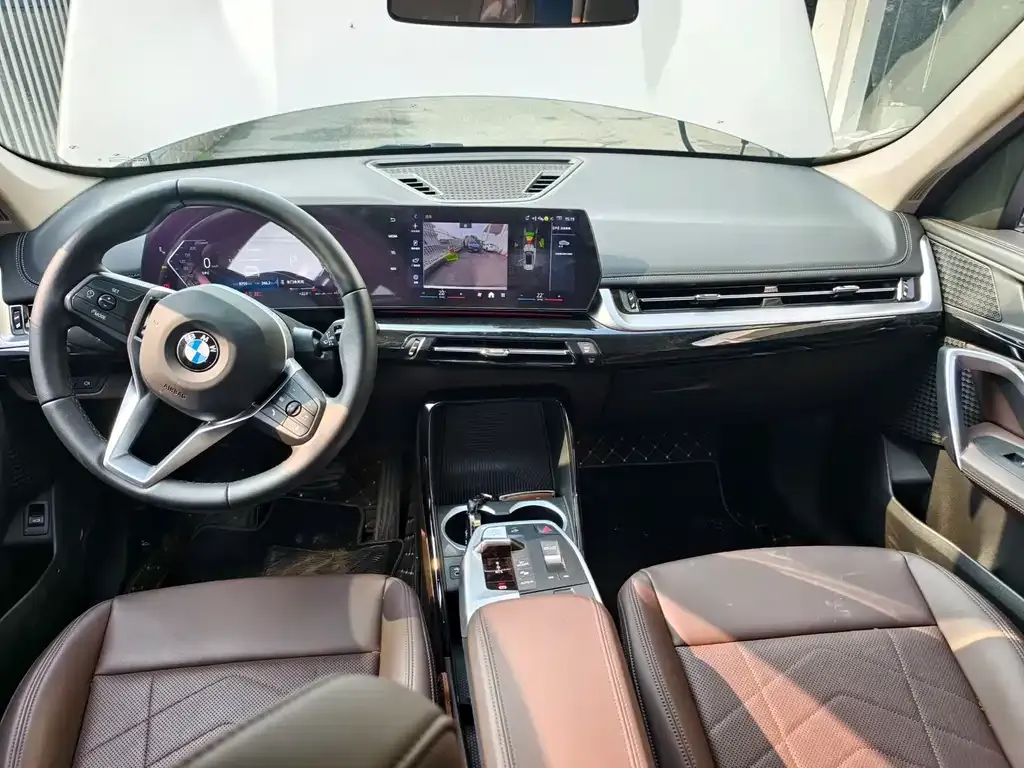 BMW X1 — фото 2