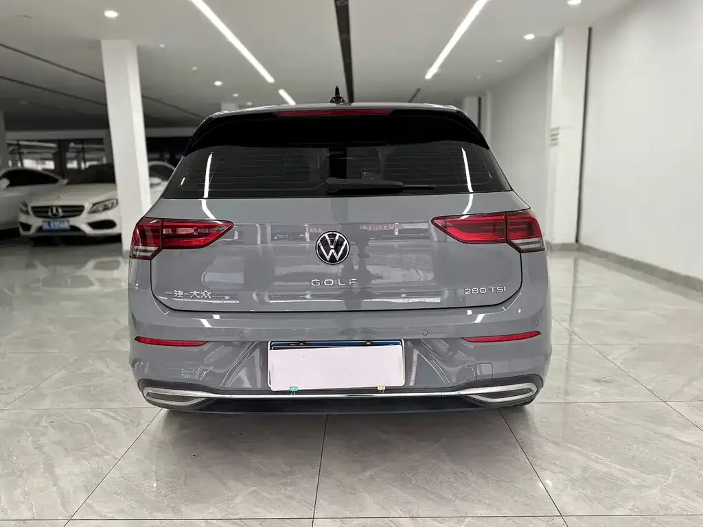 Volkswagen Golf — фото 6