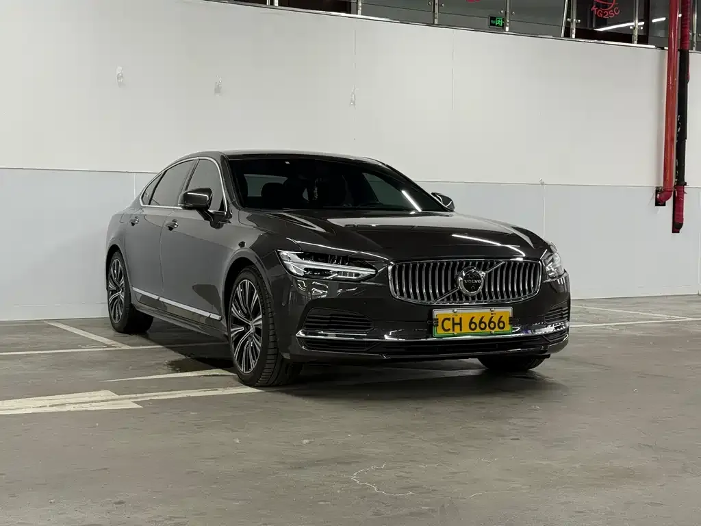 Volvo S90 PHEV 2021 из CN, фото 3