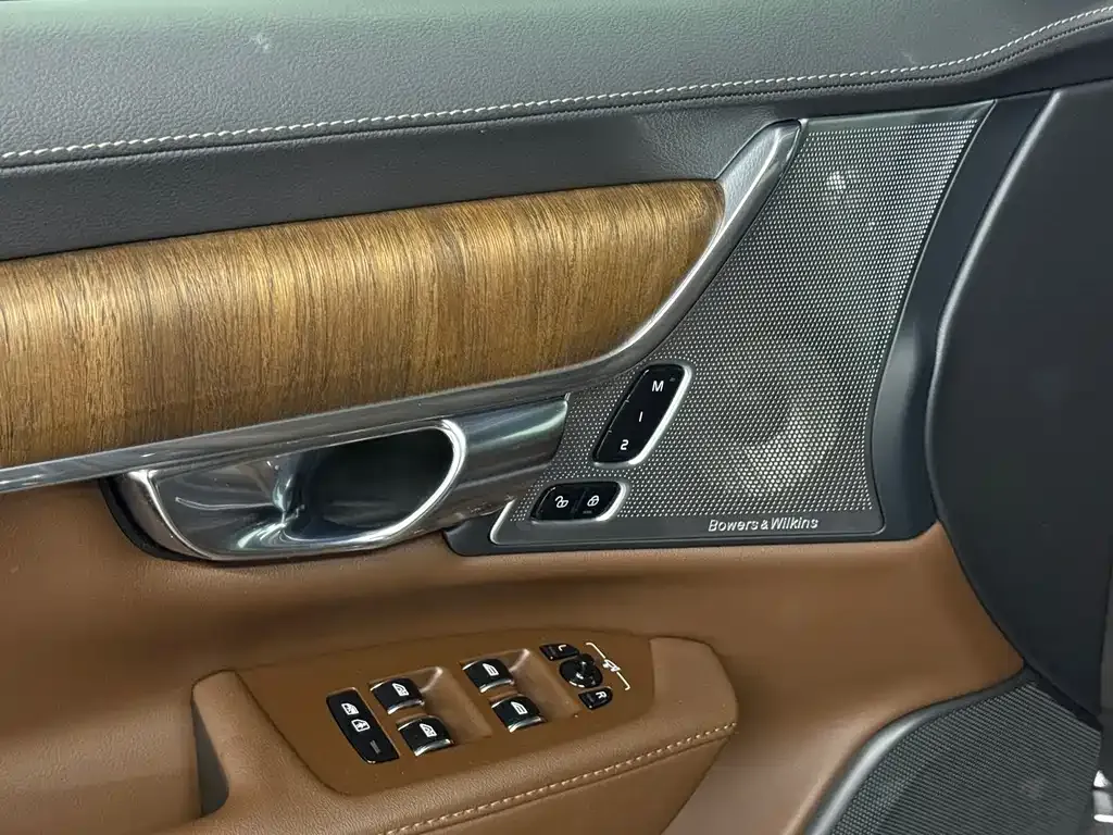 Volvo S90 PHEV 2021 из CN, фото 6