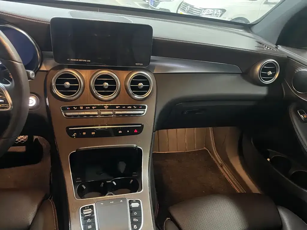 Mercedes-Benz GLC 2022 из CN, фото 2