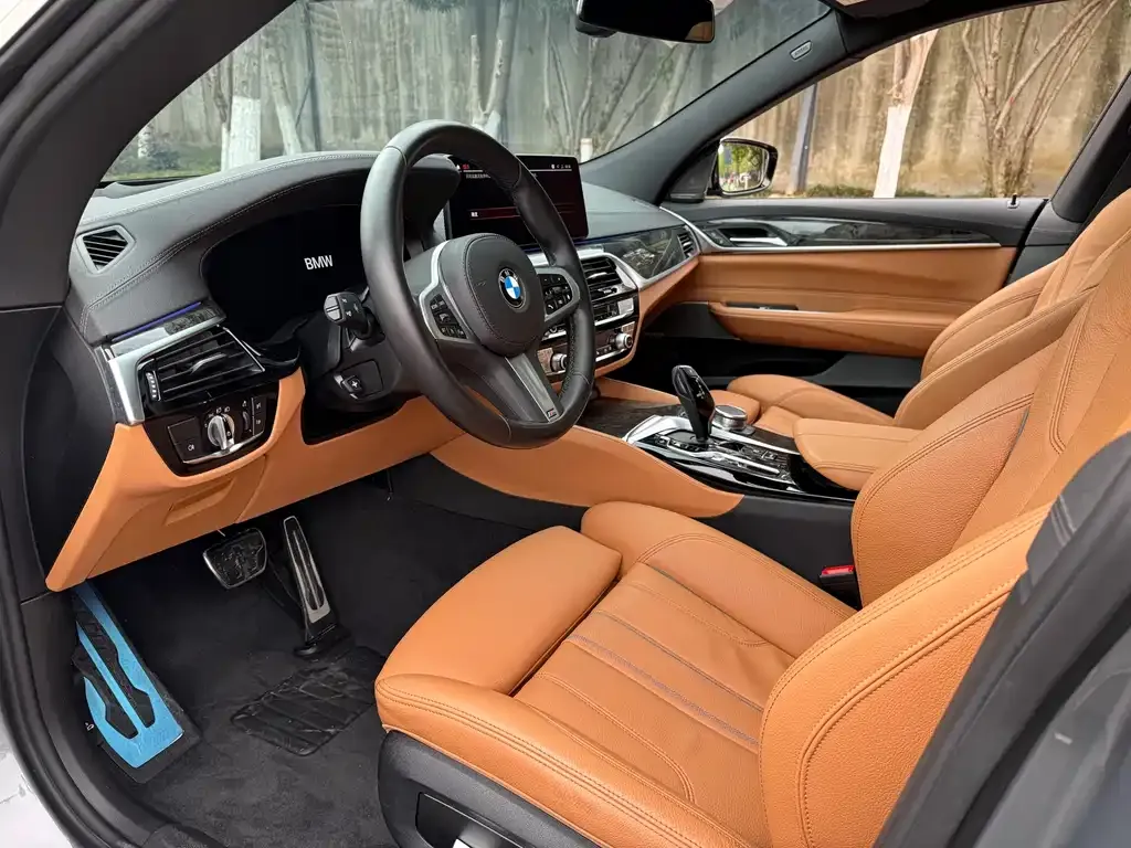 BMW 6 Series GT — фото 9