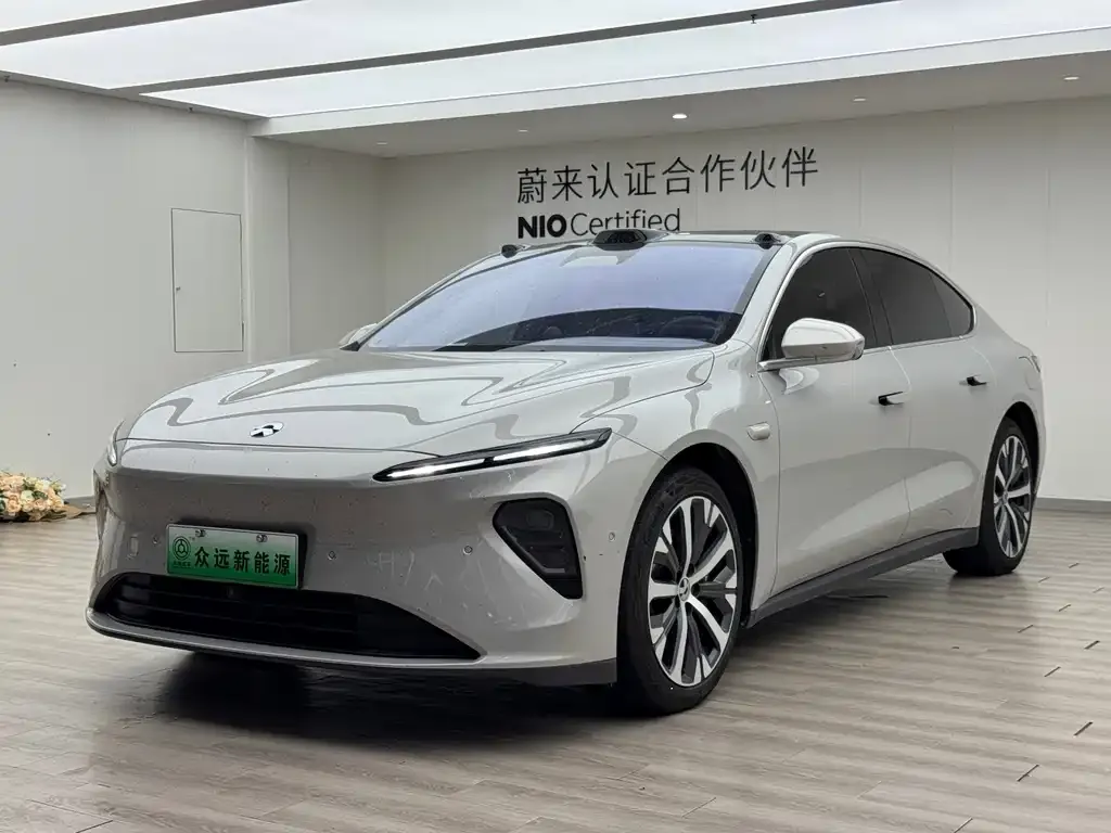 NIO ET7