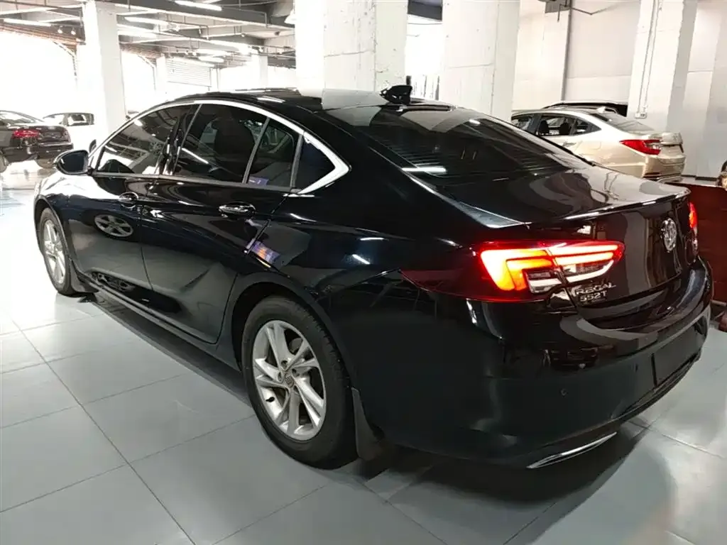 Buick Regal — фото 7