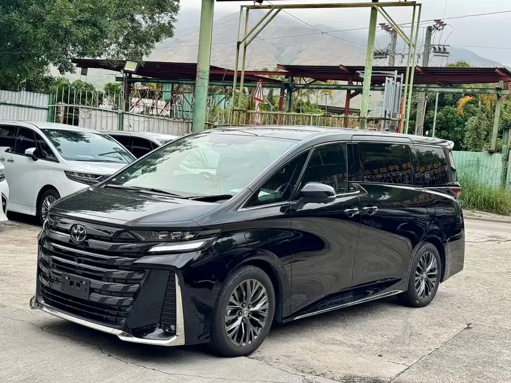 Toyota Vellfire — фото 9
