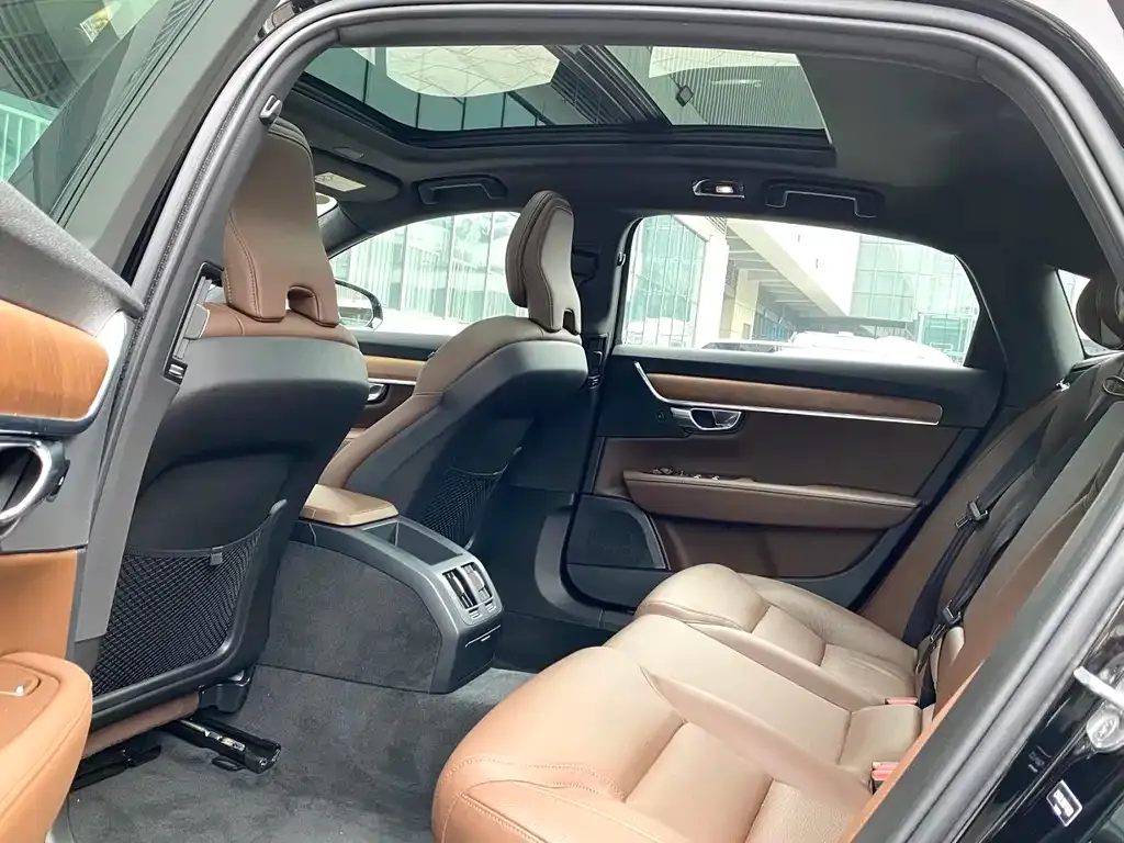 Volvo S90 — фото 2