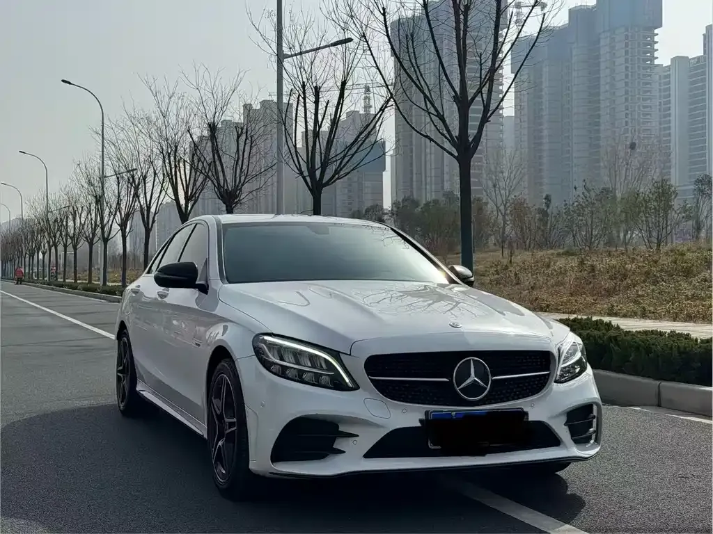 Mercedes-Benz C-Class — фото 10