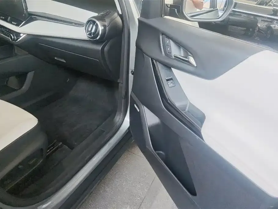 Chevrolet Plus 2024 из CN, фото 4
