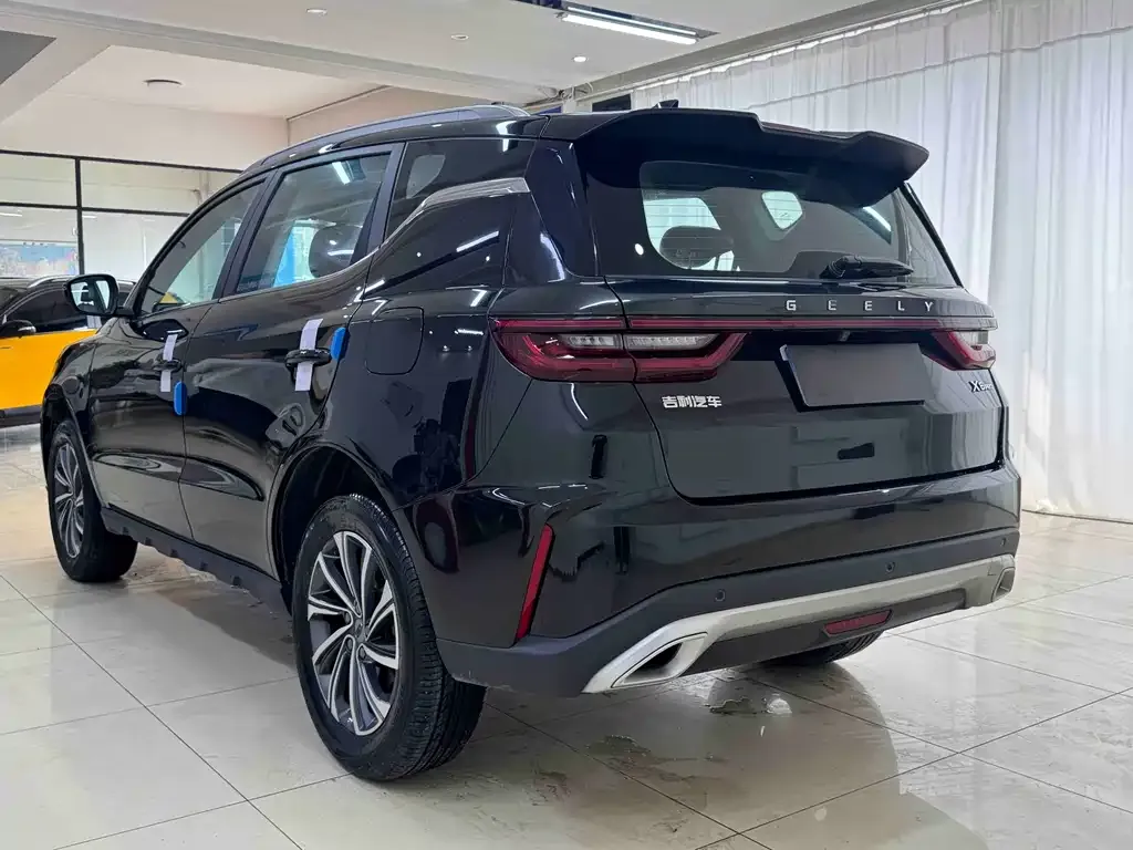 Geely Vision X6 — фото 3