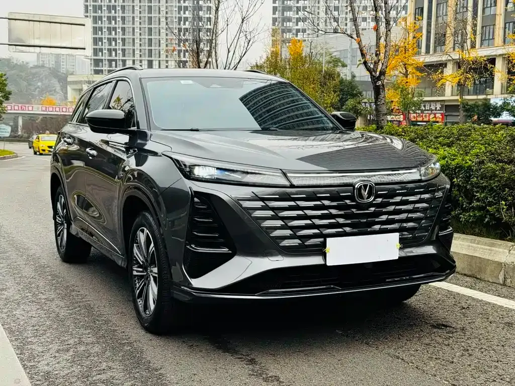 Changan CS75PLUS — фото 10
