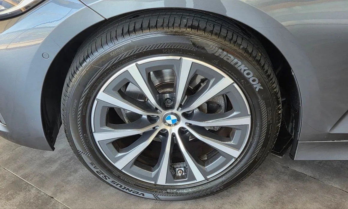 BMW 3-Series — фото 10