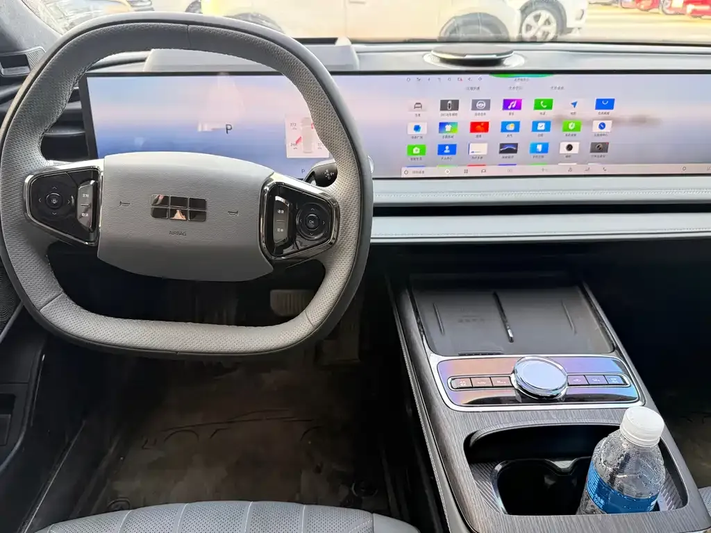 Geely Galaxy E8 2025 из CN, фото 4