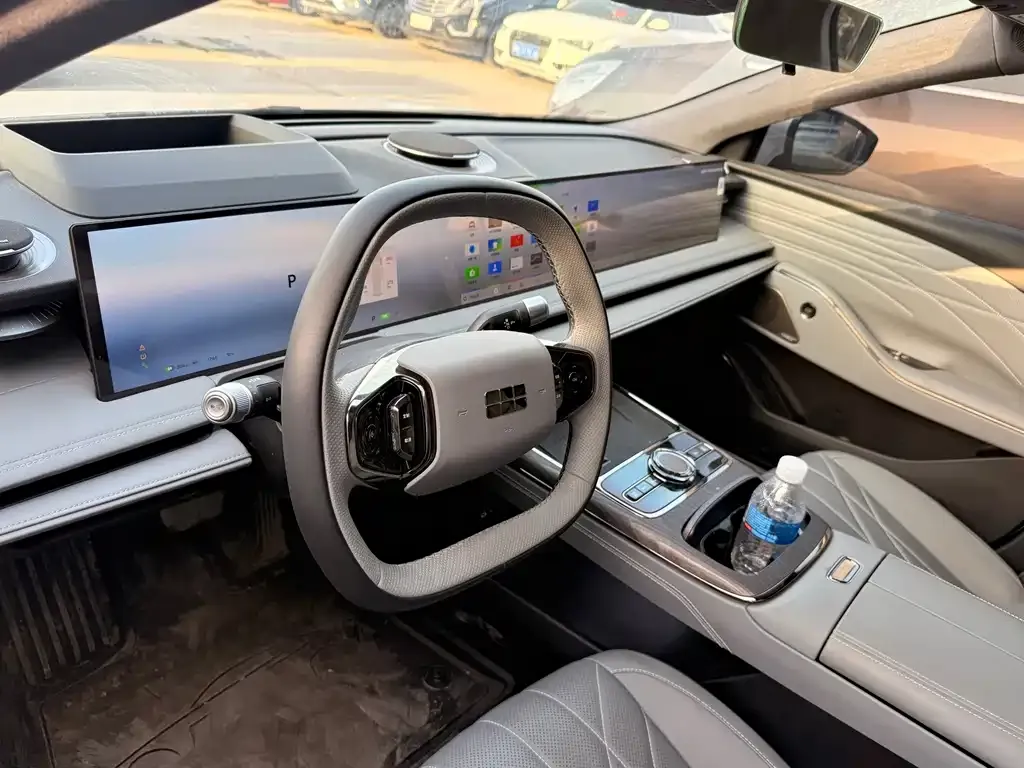 Geely Galaxy E8 2025 из CN, фото 5