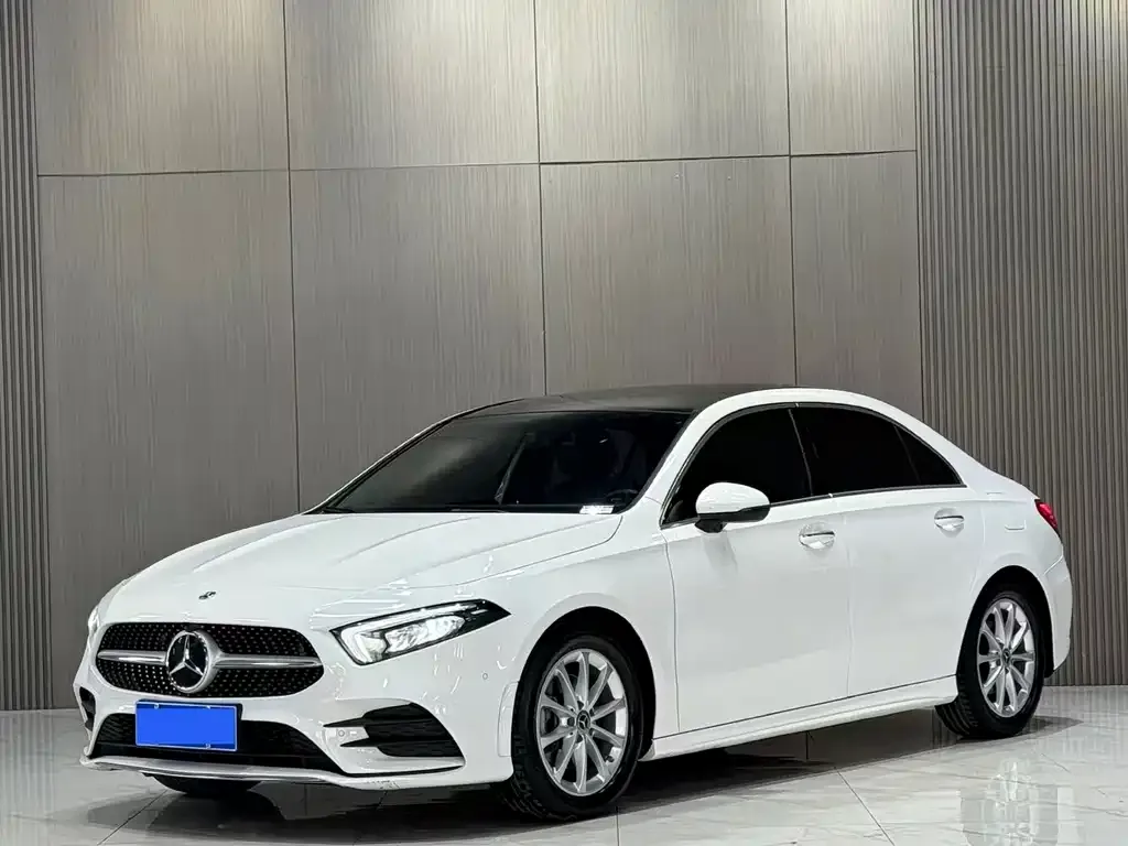 Mercedes-Benz A-Class — фото 1