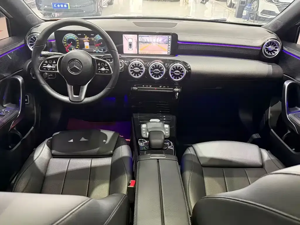 Mercedes-Benz A-Class — фото 10