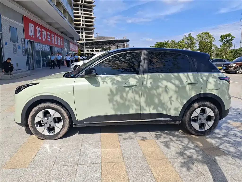 Geely Starburst — фото 9
