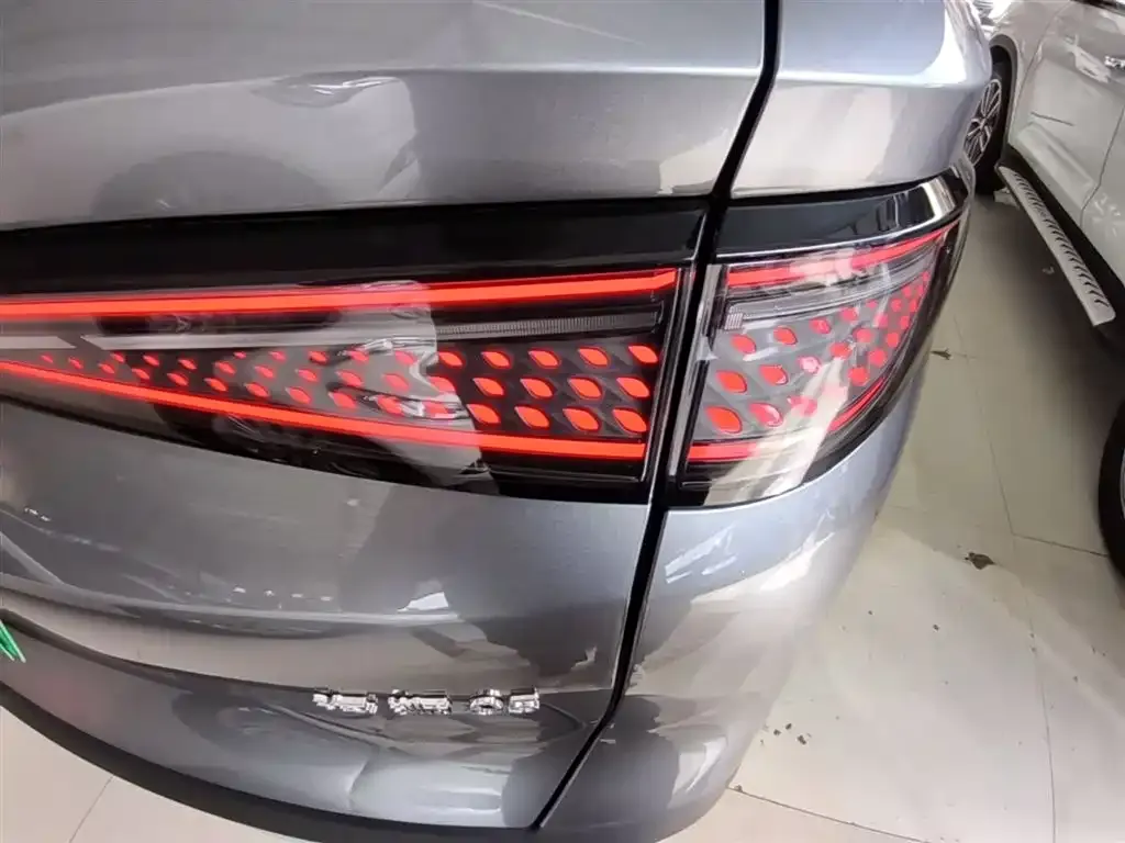 BYD Seal 05 DM-i 2024 из CN, фото 8