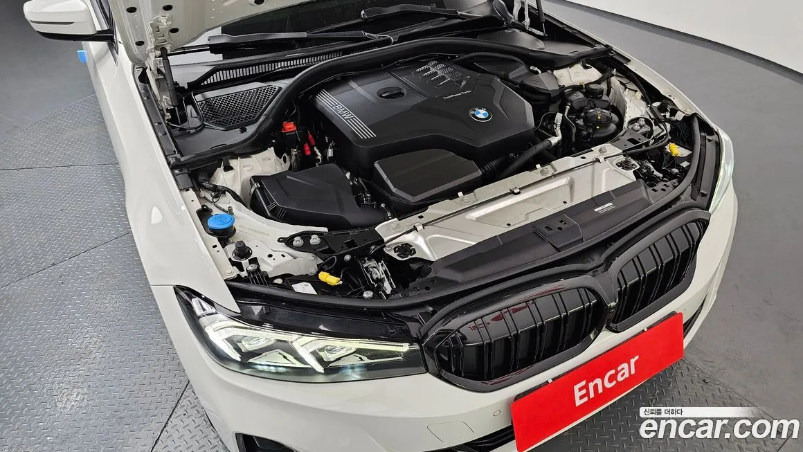 BMW 3-Series 2024 из KR, фото 10