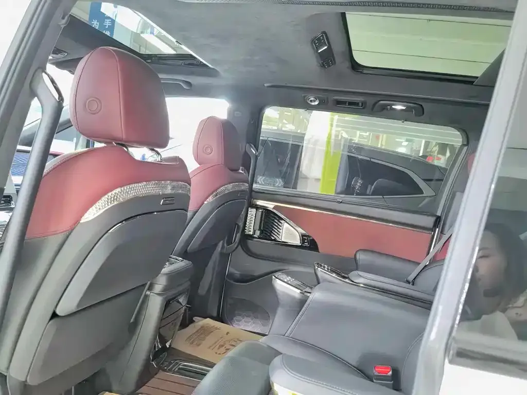 GAC Motor Trumpchi M8 — фото 9