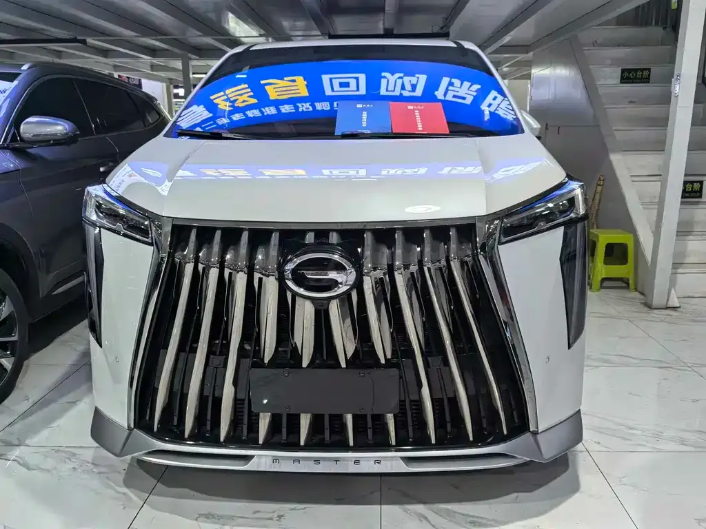 GAC Motor Trumpchi M8 — фото 3