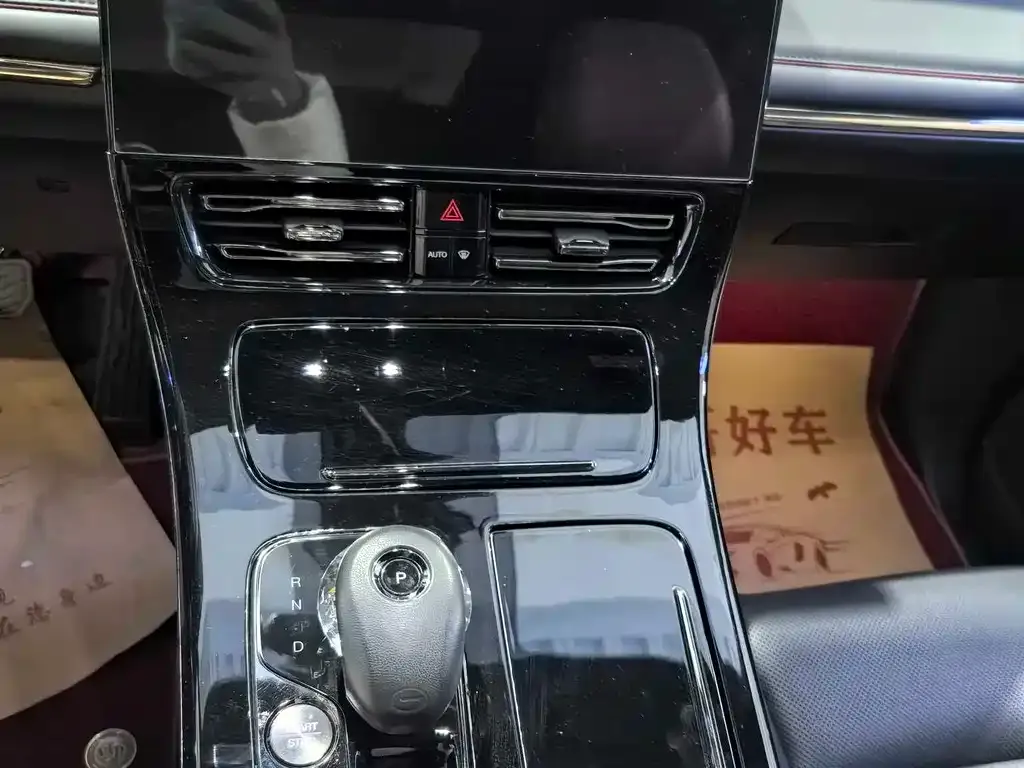 GAC Motor Trumpchi M8 — фото 10