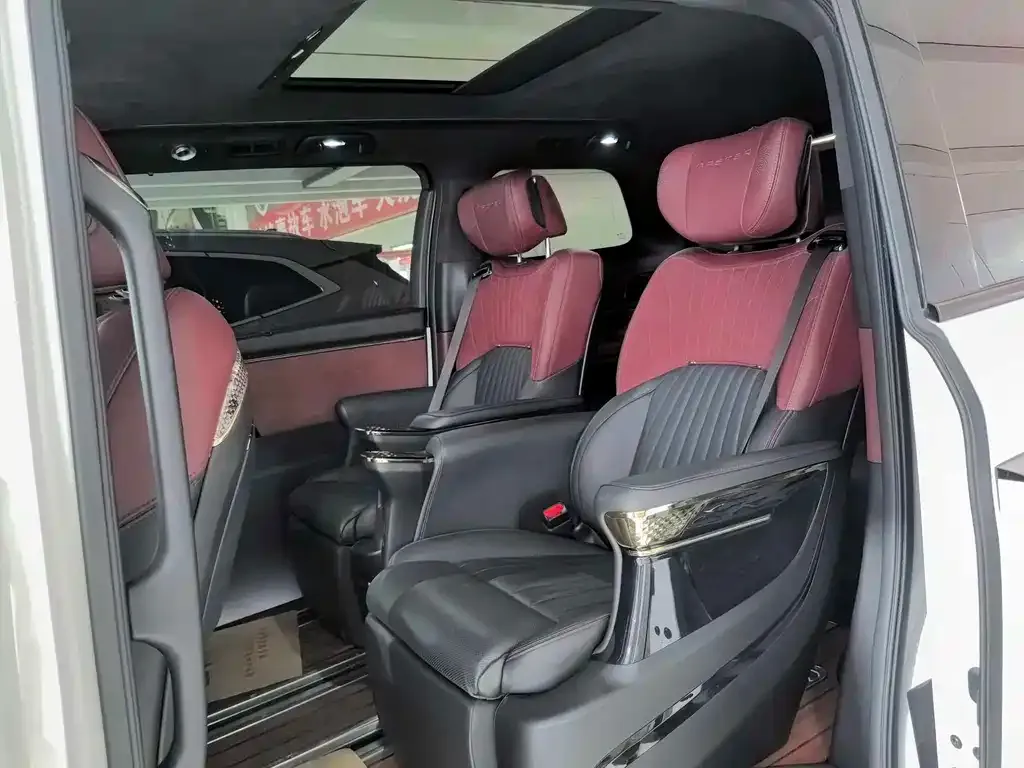 GAC Motor Trumpchi M8 — фото 6
