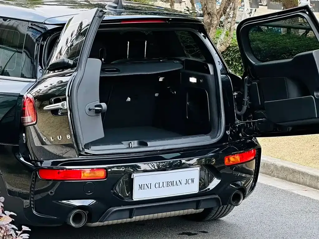 MINI Clubman JCW 2022 из CN, фото 2