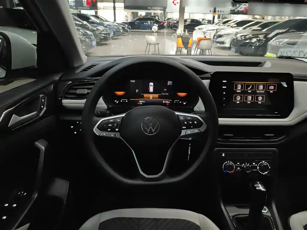 Volkswagen Tharu — фото 7