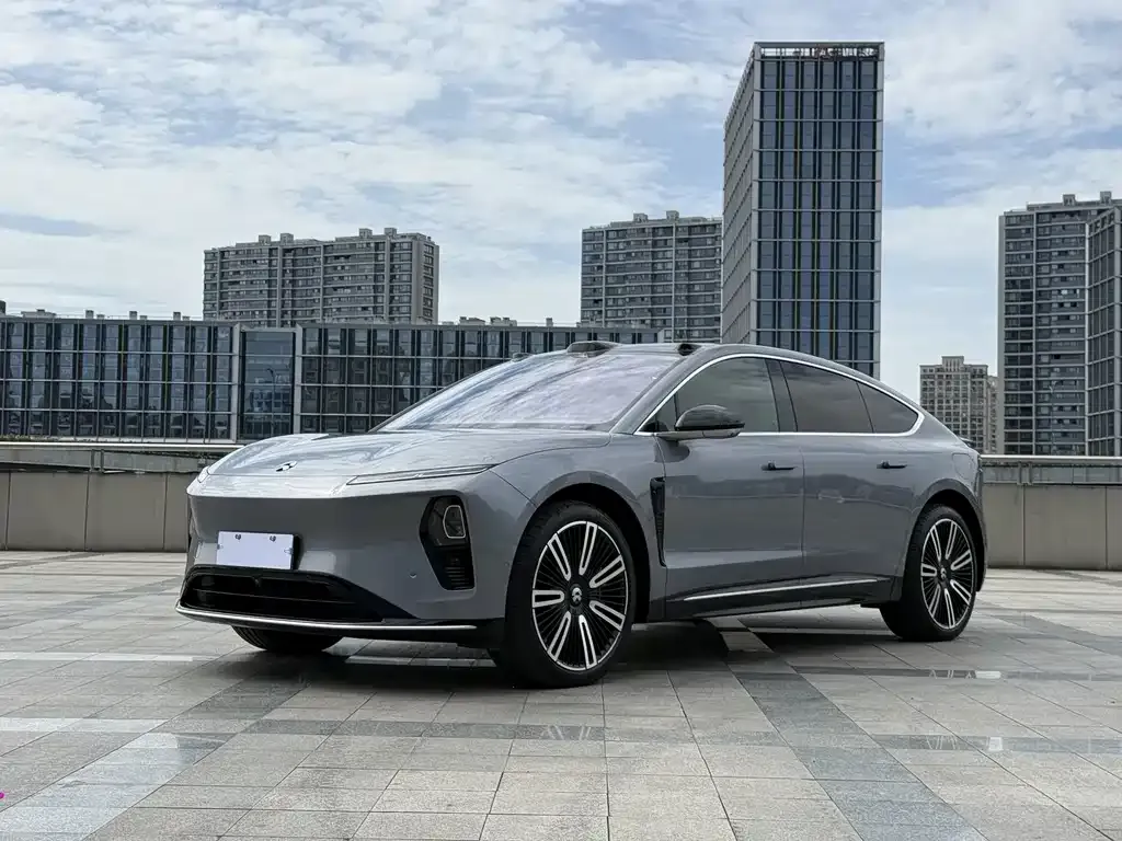 NIO ET9